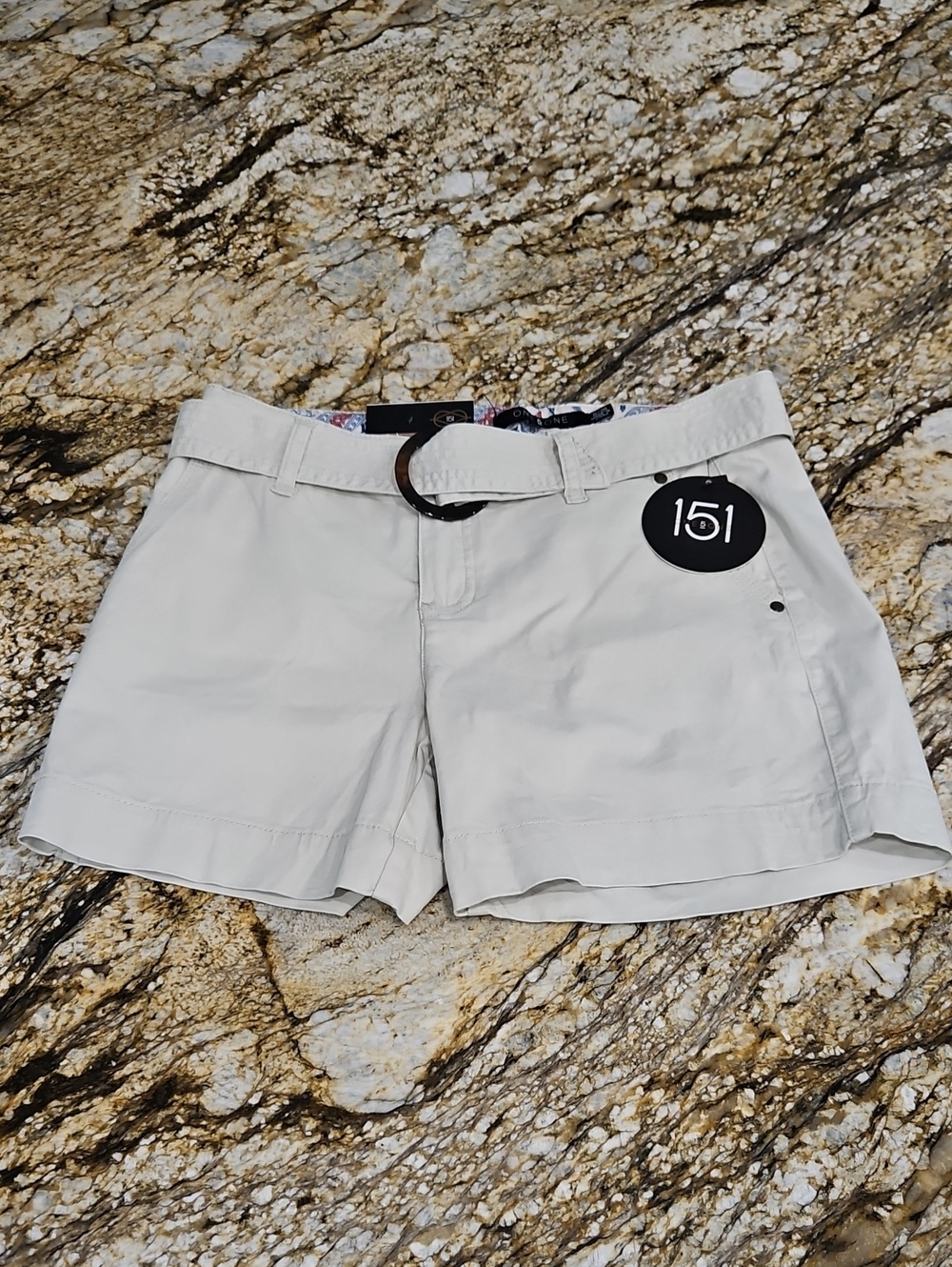 one 5 one Women's  Cream Belted Women’s Shorts. Size 6/28 MIDI Length
